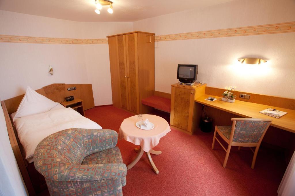 Landhotel Teuteberg Бад-Арользен Номер фото